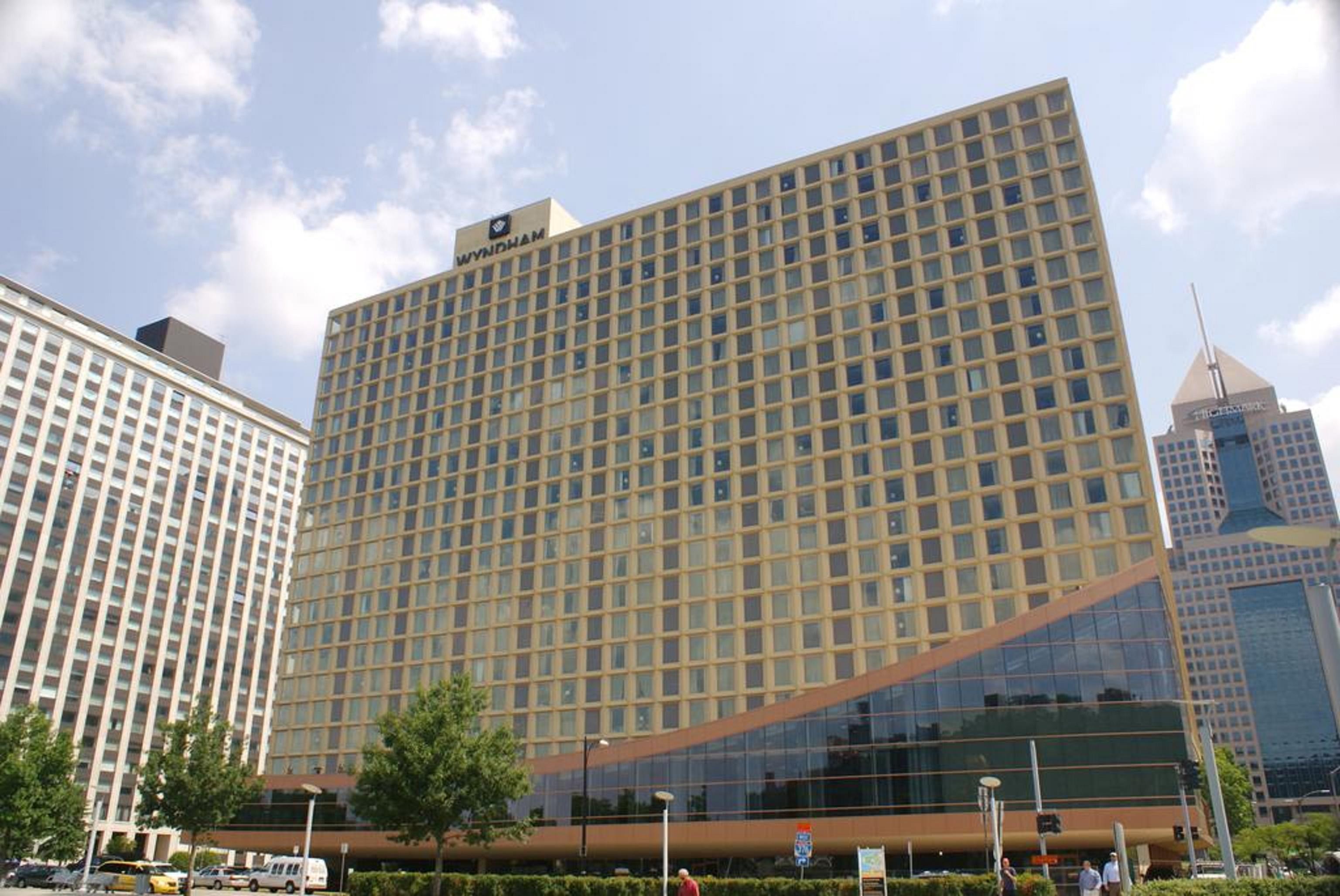 Wyndham Grand Pittsburgh Hotel Exterior photo